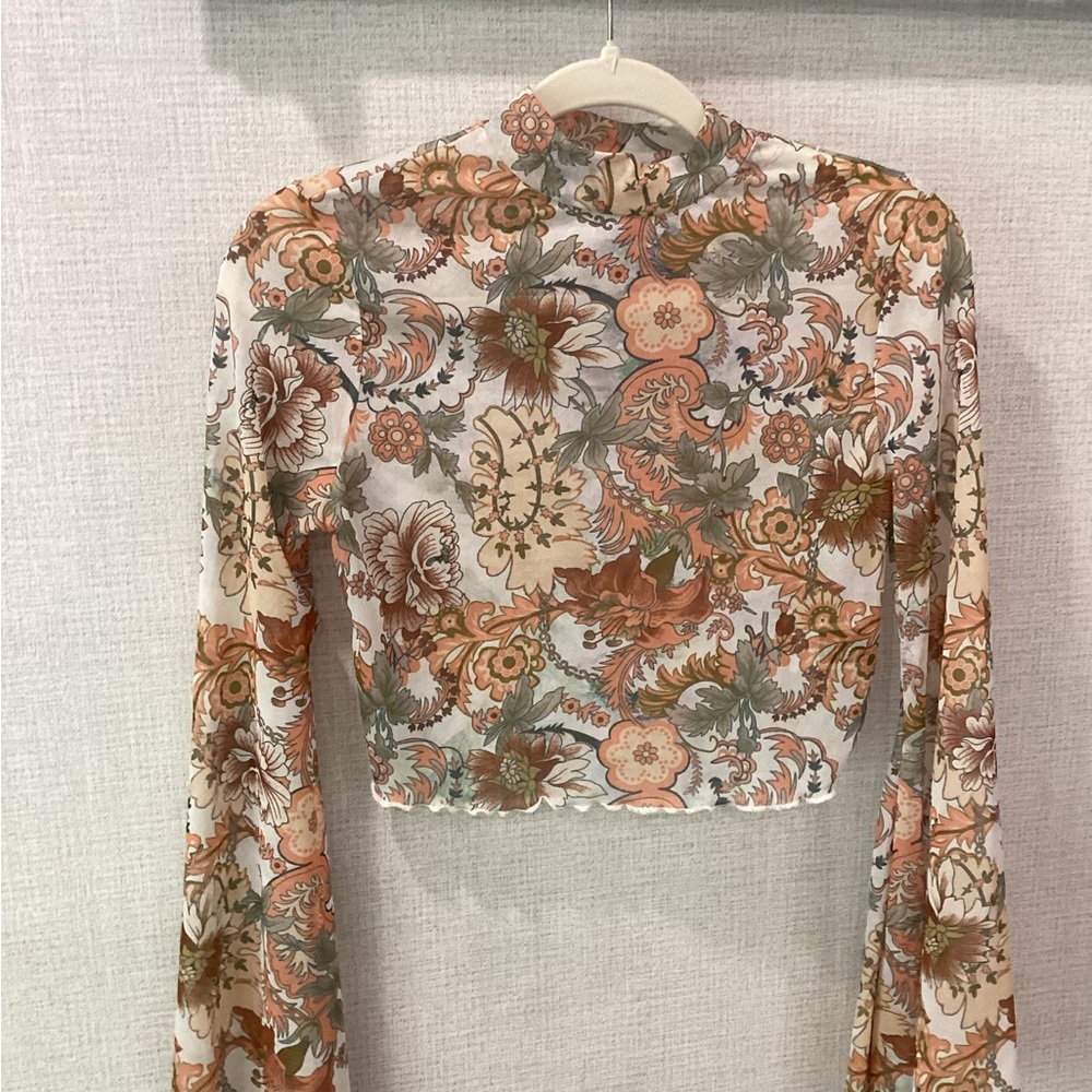 Boho crop top with bell long Sleeves neutrals floral print festival top
